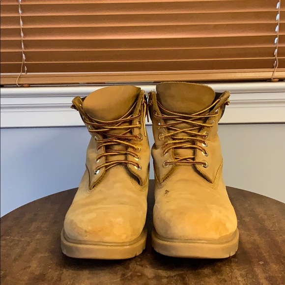 Timberland Boots - Picture 3 of 5